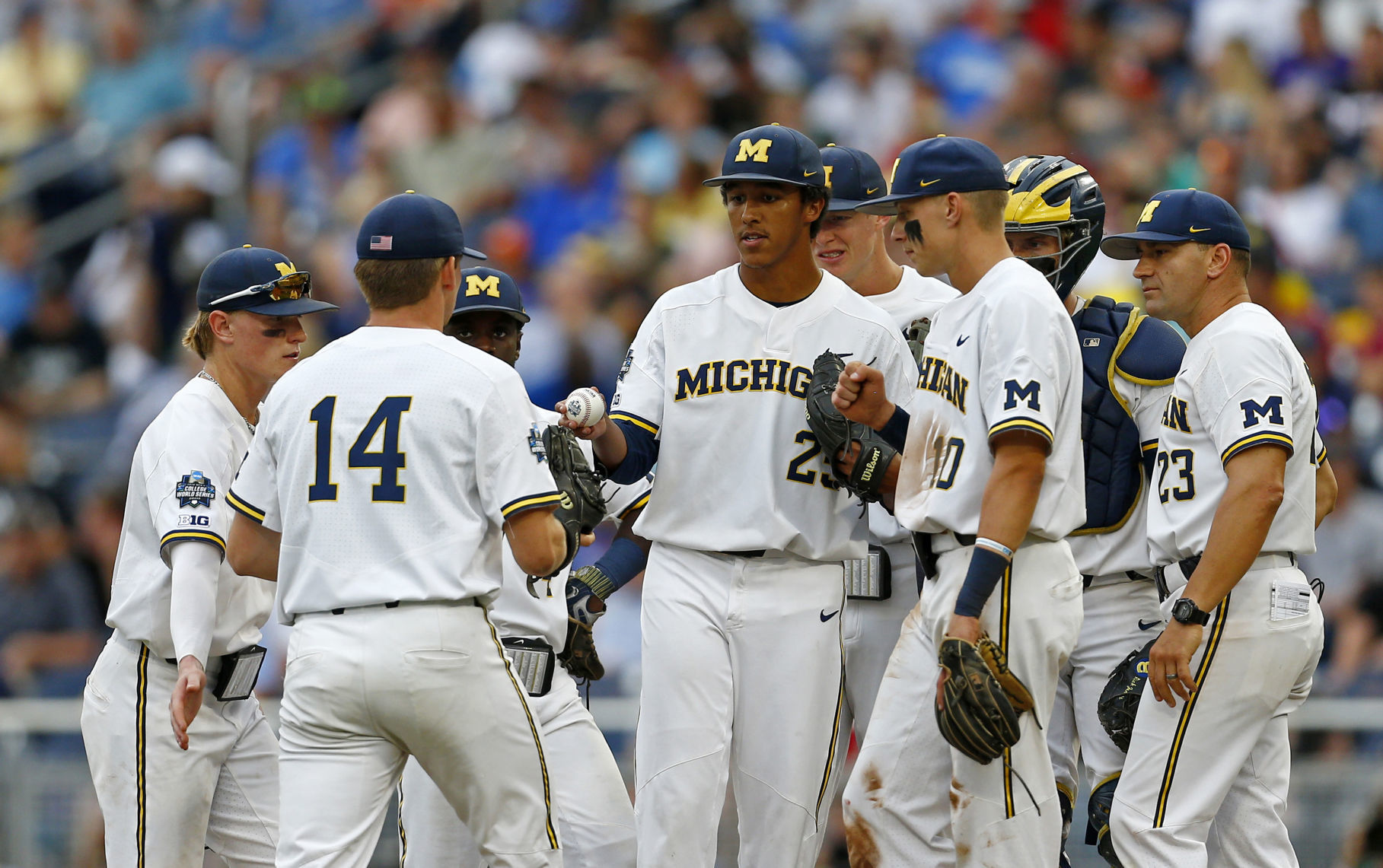 CWS Finals Baseball